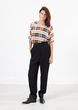 Load image into Gallery viewer, Contrast Cuff Pant in Black
